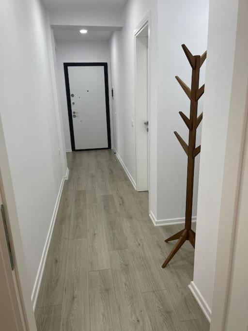 Melody Apartment In Korce Exterior photo