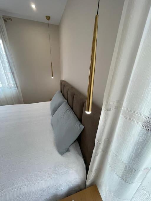 Melody Apartment In Korce Exterior photo